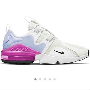 Nike Air Max Infinity tennis shoes